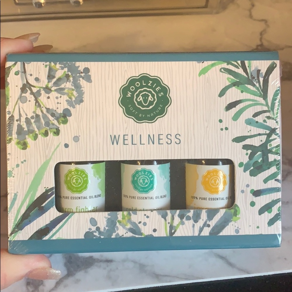 Woolzies wellness essential oil set